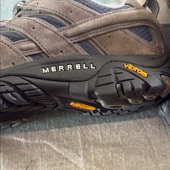 Merrell Gray and blue Moab Athletic Shoes with Rugged Outsole Vibram! - Picture 2 of 7
